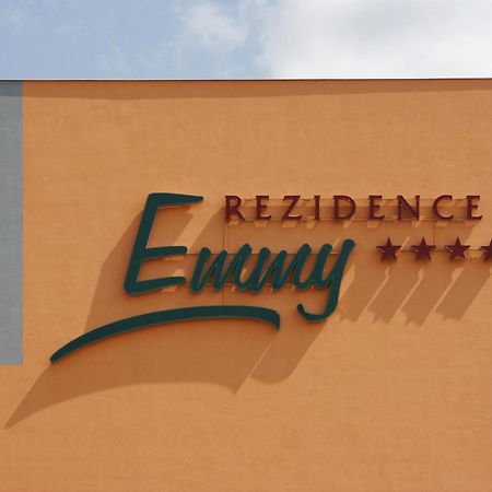 Rezidence Emmy Hotel Praha Bagian luar foto