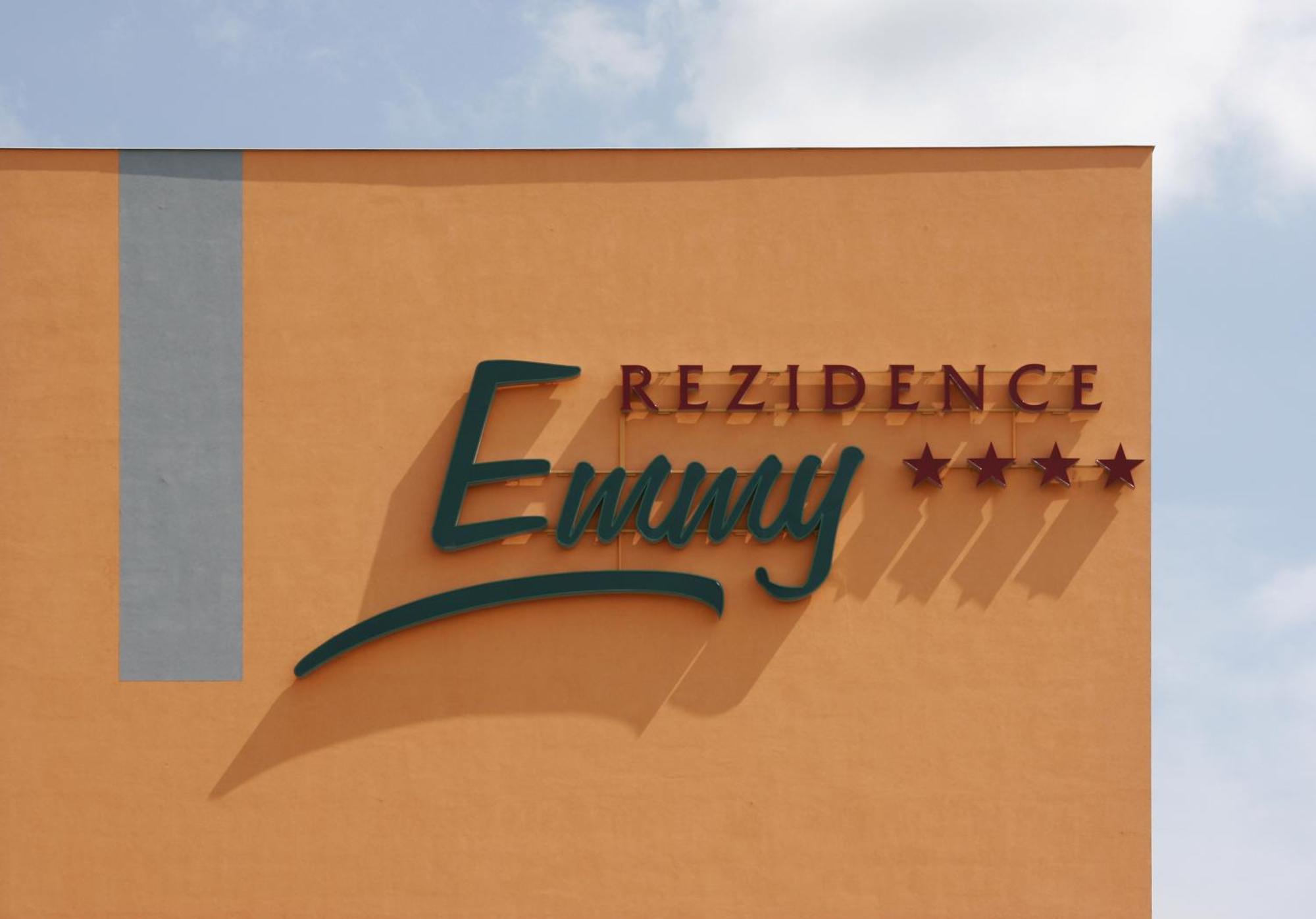 Rezidence Emmy Hotel Praha Bagian luar foto