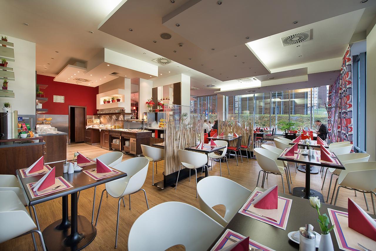 Rezidence Emmy Hotel Praha Bagian luar foto